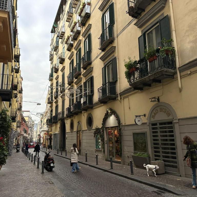 Derah Ari- Via Carlo Poerio,98 - Appartamento Premium con 3 Camere da Letto - 33