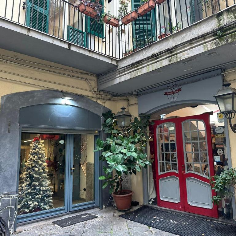 Derah Ari- Via Carlo Poerio,98 - Appartamento Premium con 3 Camere da Letto - 34