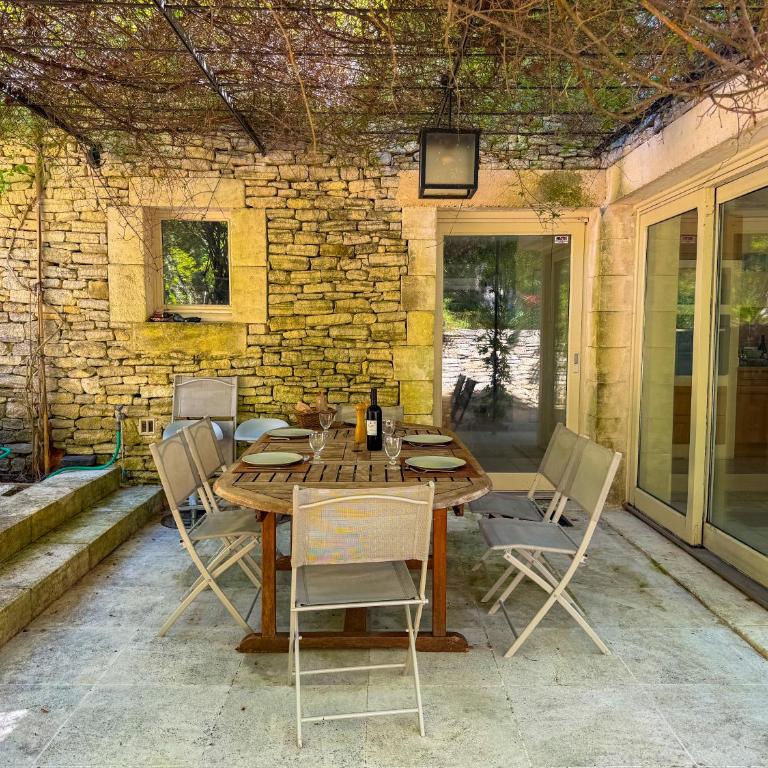 Mas à Gordes avec piscine et vue incroyable à 800 m du village - Villa Deluxe - 19