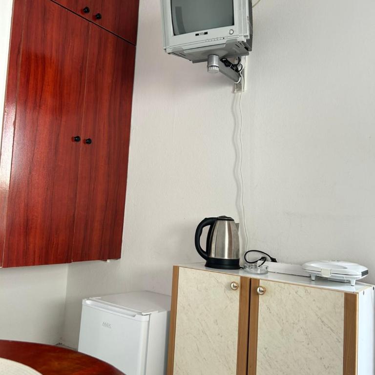 Apartments and Room MV - Single Room with Private Bathroom - 4
