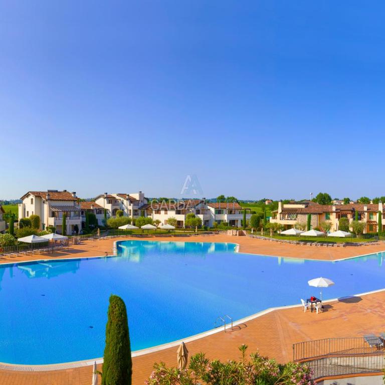 Resort Apartment - Borgo esclusivo con Piscine e Campi sportivi - Two-Bedroom Apartment with Pool View - 36