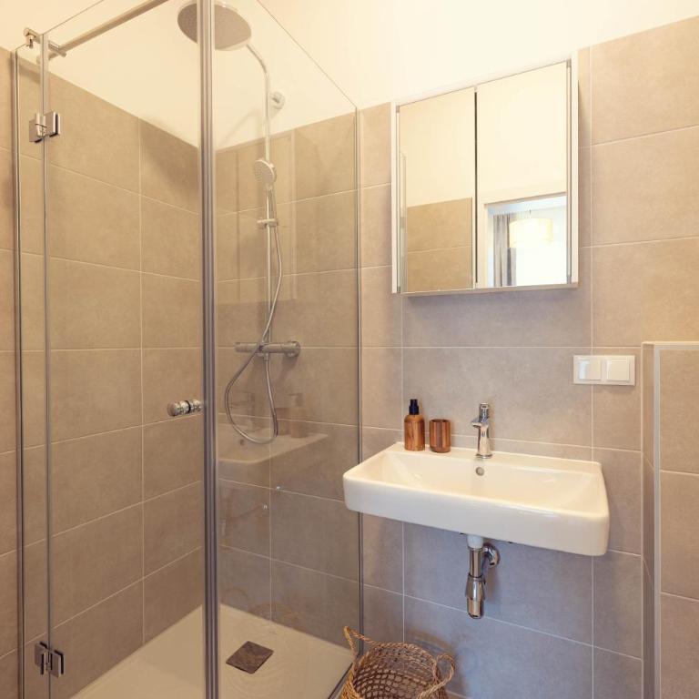 LeonArt Living 13 - Studio mit Queensize-Bett - 5