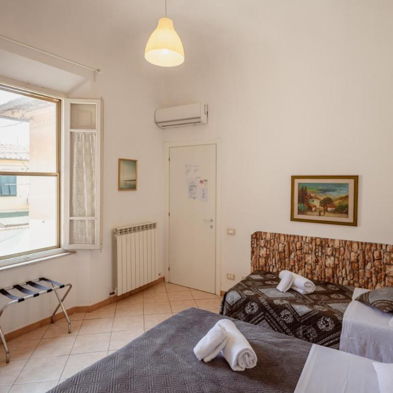 B&B Toscana - Triple Room with Private Bathroom - 6