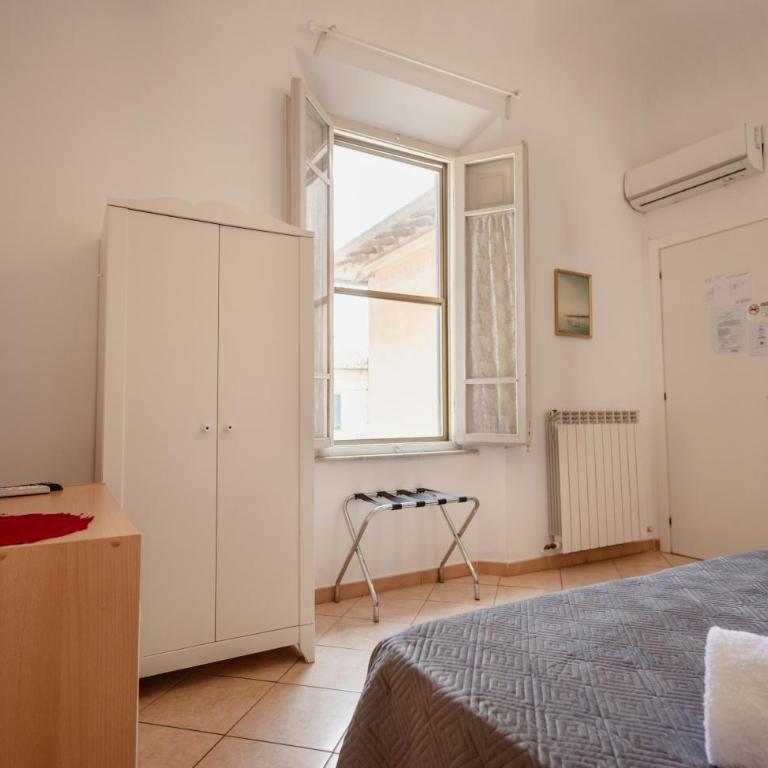 B&B Toscana - Triple Room with Private Bathroom - 5