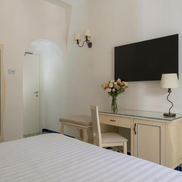 Hotel Savoia - Camera Matrimoniale Classic con Terrazza - 2