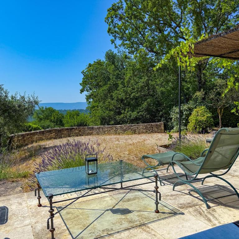 Mas à Gordes avec piscine et vue incroyable à 800 m du village - Villa Deluxe - 16