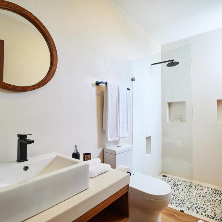 Casa Baay - Private 17 Bedroom House, 34 Pax, Rooftop and Pool + Concierge - Casa - 36