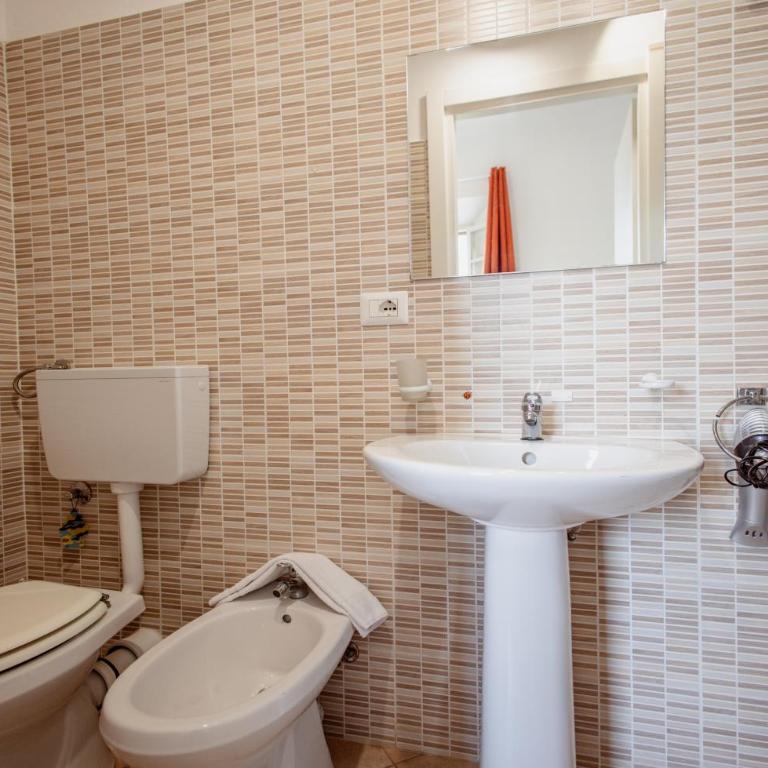 B&B Toscana - Double Room with Private Bathroom - 4