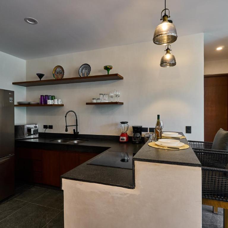 Casa Baay - Private 17 Bedroom House, 34 Pax, Rooftop and Pool + Concierge - Casa - 74