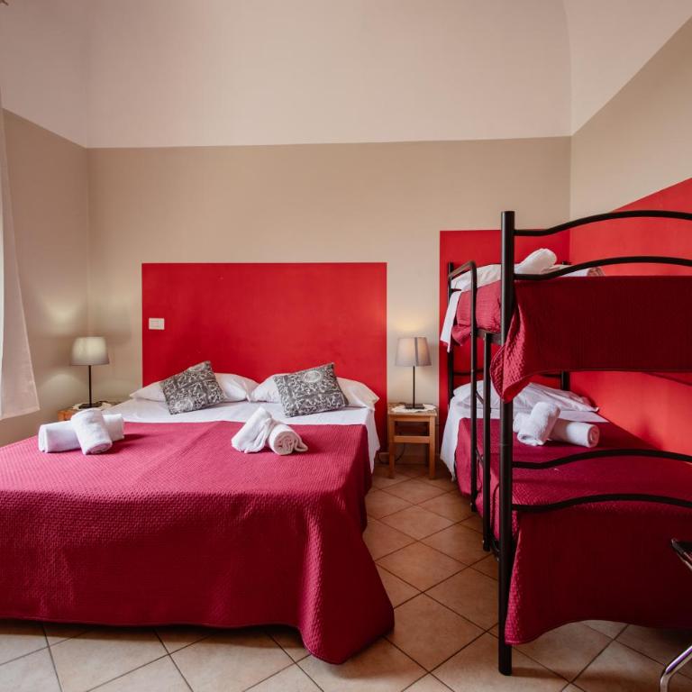 B&B Toscana - Family Room with Private Bathroom - 10
