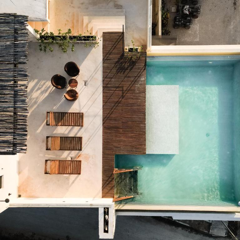 Casa Baay - Private 17 Bedroom House, 34 Pax, Rooftop and Pool + Concierge - Casa - 4