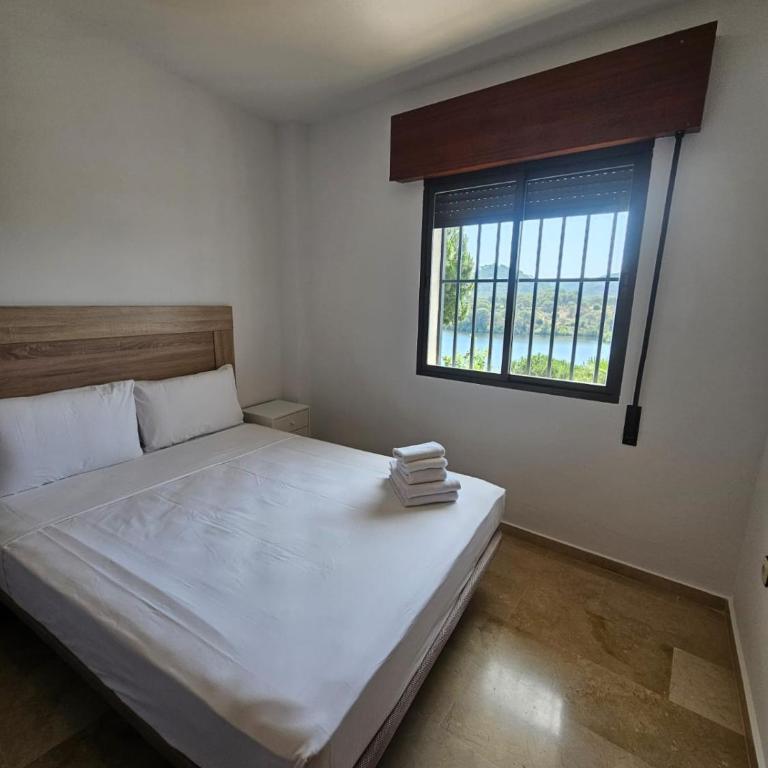 Casa del Lago la Encantada !!! MÁS PASE PISCINA LAS 2 COLUNNAS DEL 1 DE JUNIO 2026 AL 30 AGOSTO 2026 !!!!! - Casa de 3 dormitorios - 9