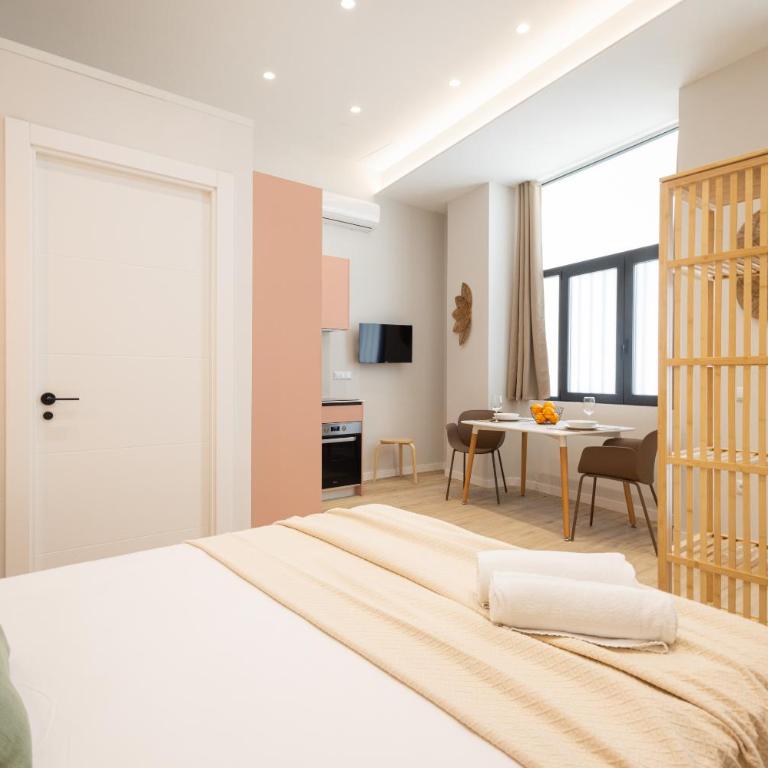 FLORIT FLATS - Arts & Port Suites - PET FRIENDLY - Studio - 13