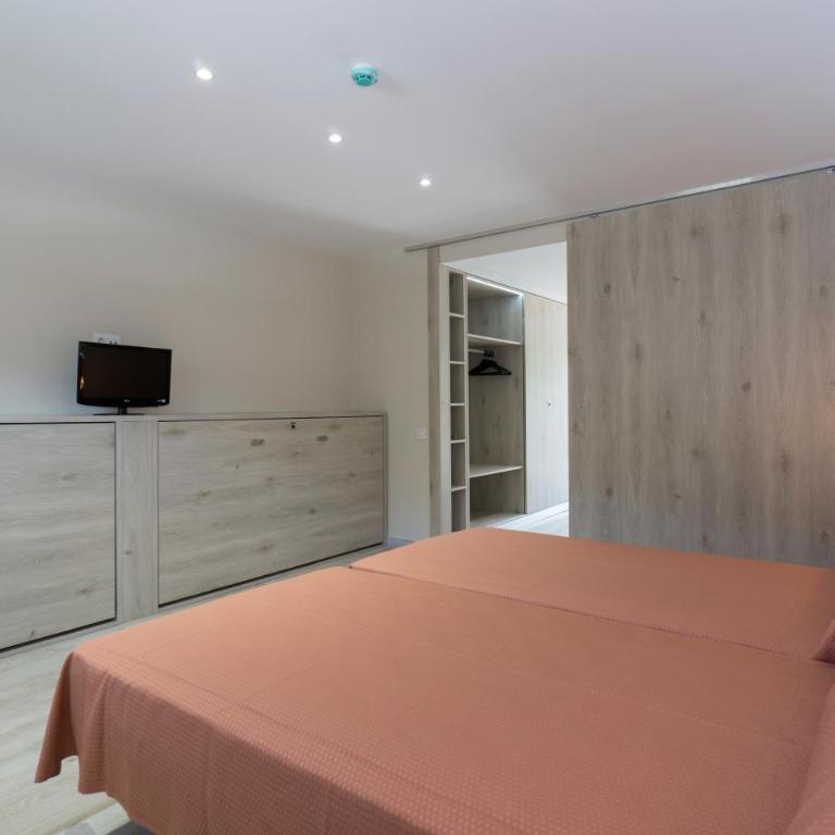 Medplaya Aparthotel Sant Eloi - Habitación Familiar - 6