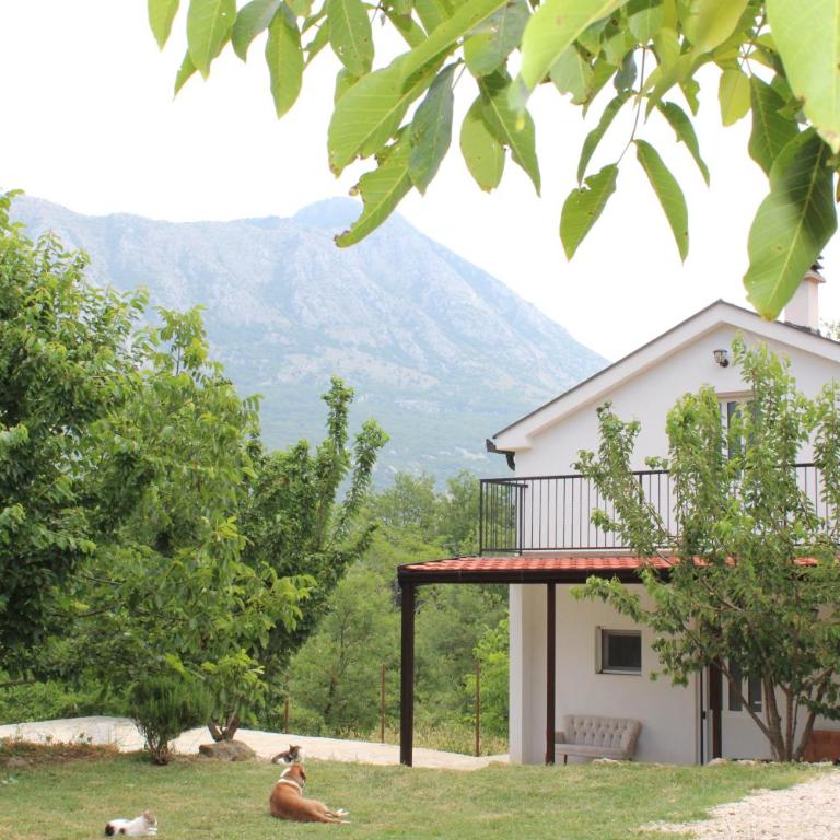 Spacious Holiday Home - Serene Village Near The Coast - Kuća sa 3 Spavaće Sobe - 1
