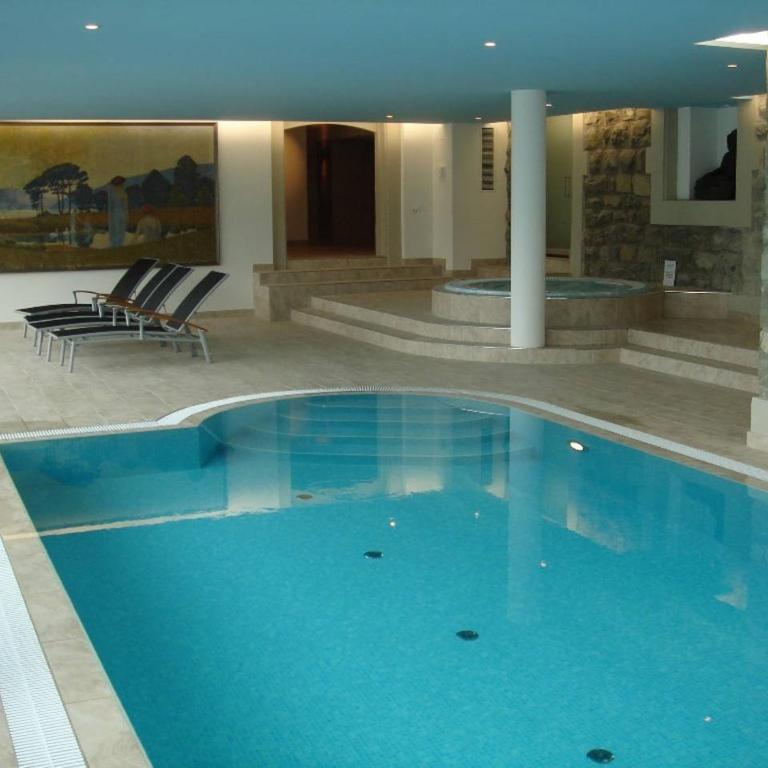 Great view Top floor spacious flat with Pool and Gym - Ferienhaus - 19
