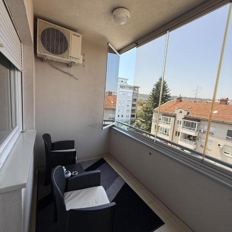 City Apartment Banja Luka sa Parkingom u garazi - One-Bedroom Apartment - 11