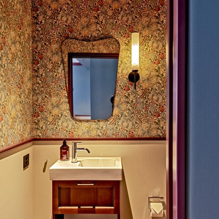 Hotel Mürren Palace - Doppelzimmer mit Balkon - 2