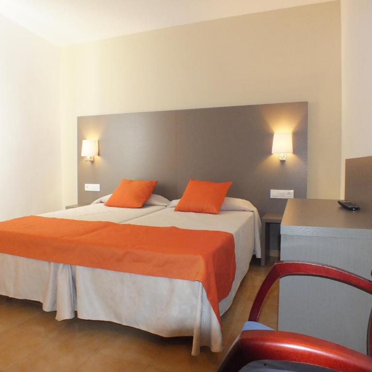 Hotel Risech - Habitación Económica Doble (sin vistas) - 1 o 2 camas - 4