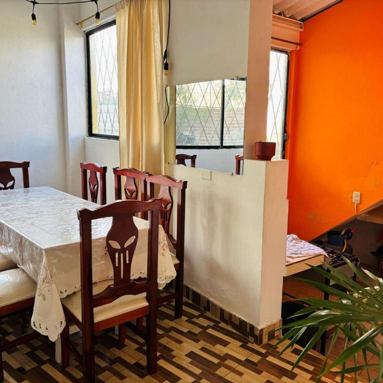 Bachita's apartment - Three-Bedroom Apartment - 3