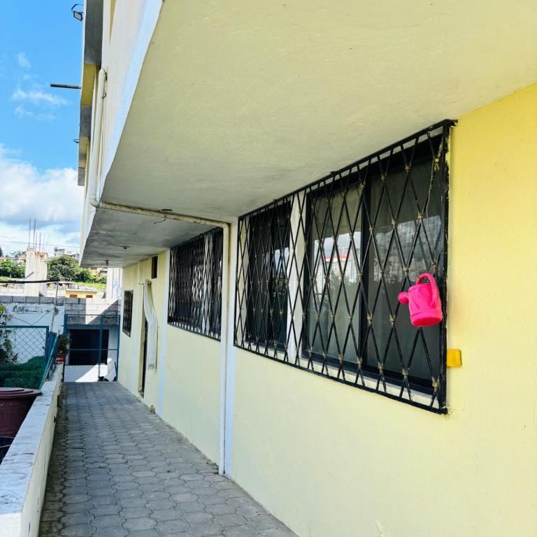 Bachita's apartment - Three-Bedroom Apartment - 4