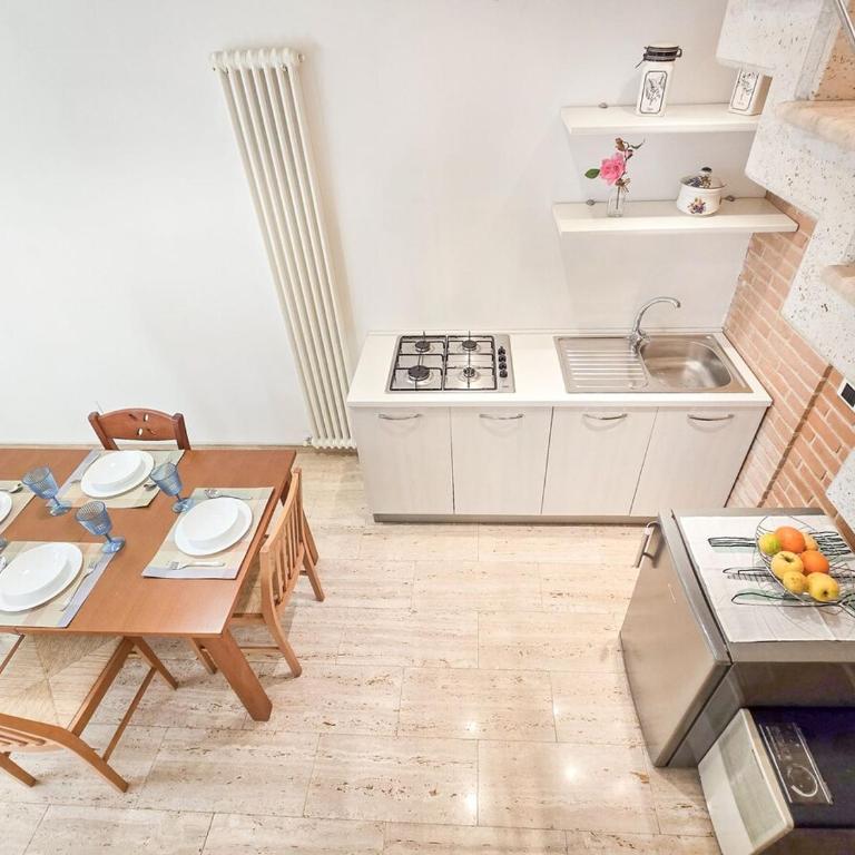 Palazzina Cieloterra in pieno centro - Appartamento con 2 Camere da Letto - 27