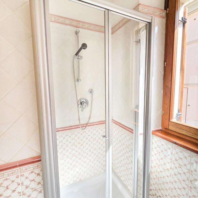 Palazzina Cieloterra in pieno centro - Appartamento con 2 Camere da Letto - 18