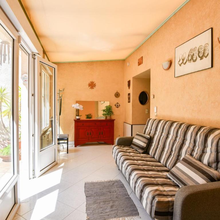 Appart atypique avec 1 ch avec terrasse à Bompard - Apartamento - 5