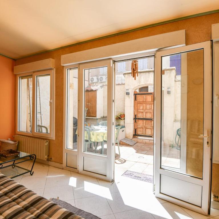 Appart atypique avec 1 ch avec terrasse à Bompard - Apartamento - 11