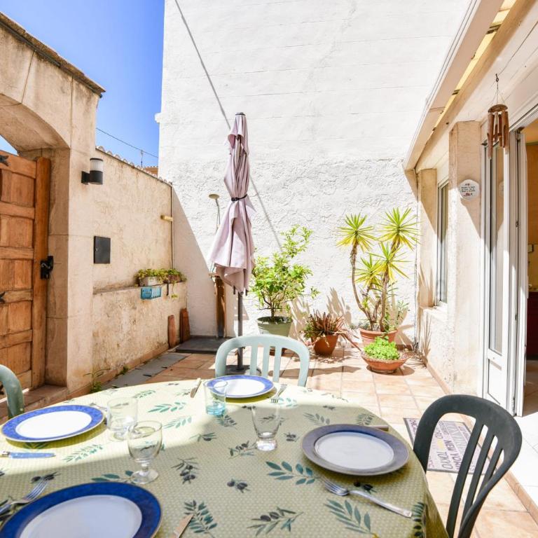 Appart atypique avec 1 ch avec terrasse à Bompard - Apartamento - 12