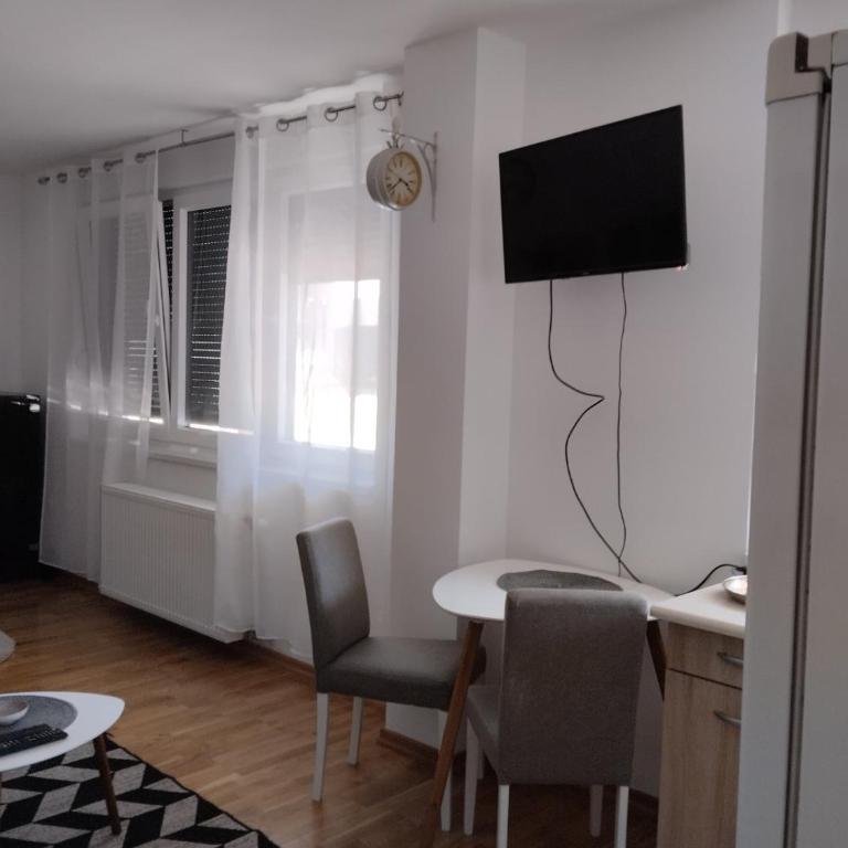 Studio Apartment Telep - Apartman sa 1 Spavaćom Sobom - 2