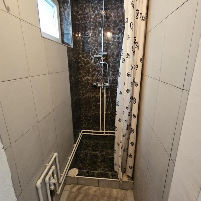 VILA MILA SOKOBANJA - Kuća sa 3 Spavaće Sobe - 9