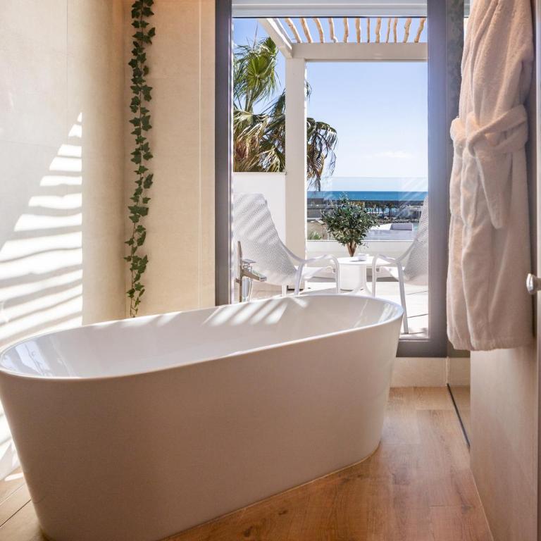 XULOS Rooms & Suites - Suite Deluxe con vistas al mar - 11