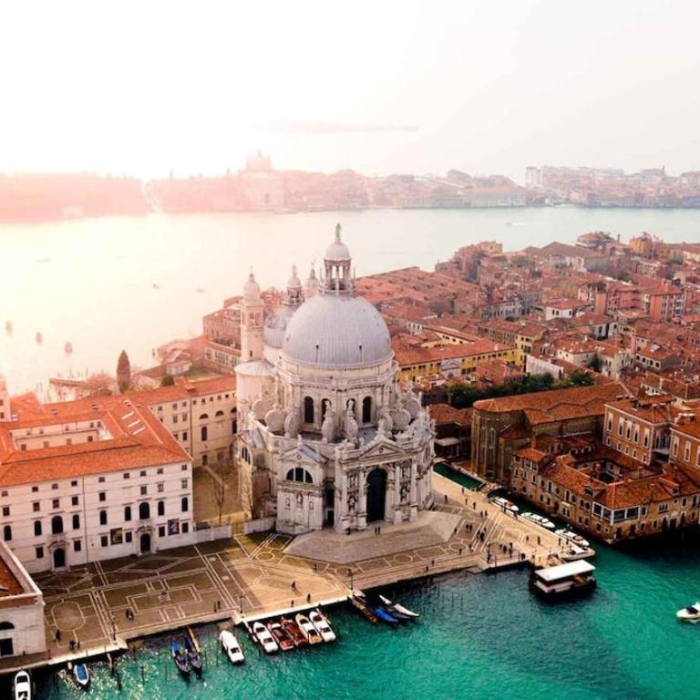 'Suite San Nicolò' -Treviso Historic Center with Parking Space - 10 min walking to Train Station - Apartamento de 2 dormitorios - 44