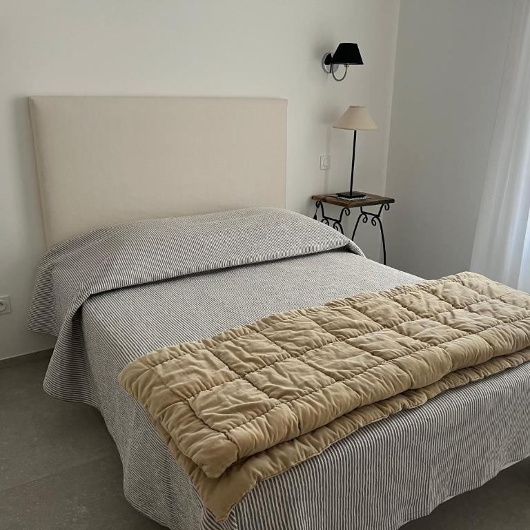 Maison dans un hameau avec piscine - Two-Bedroom House - 2