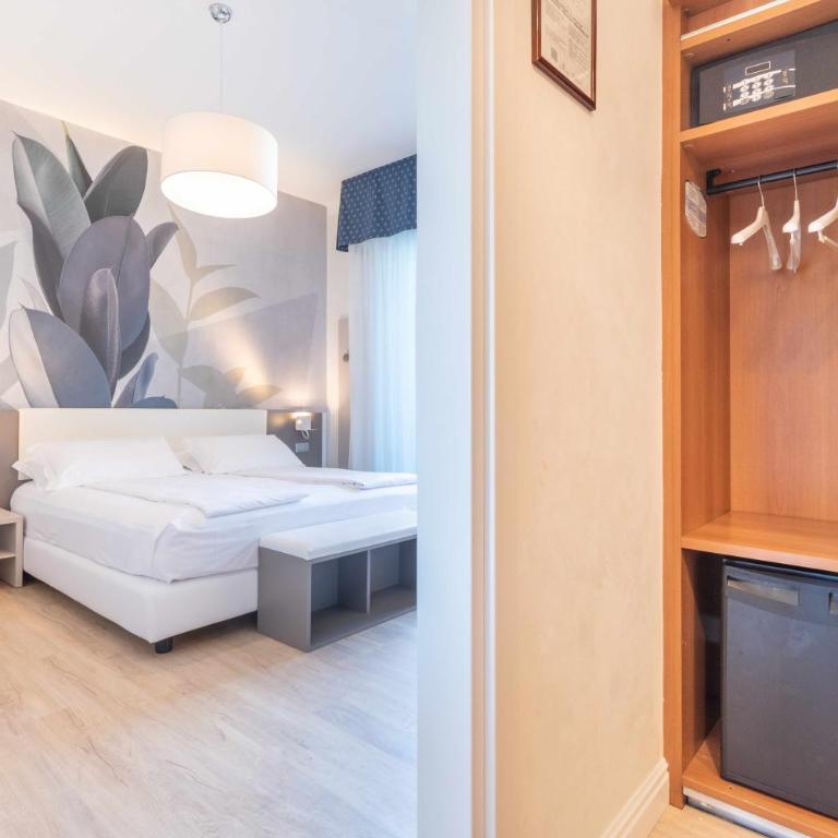 Grand Hotel Esplanada - Double Room with Extra Bed - 5