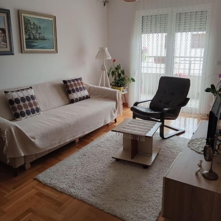 Cozy Apartment Perfect for Vacation - Apartman sa 2 Spavaće Sobe - 3