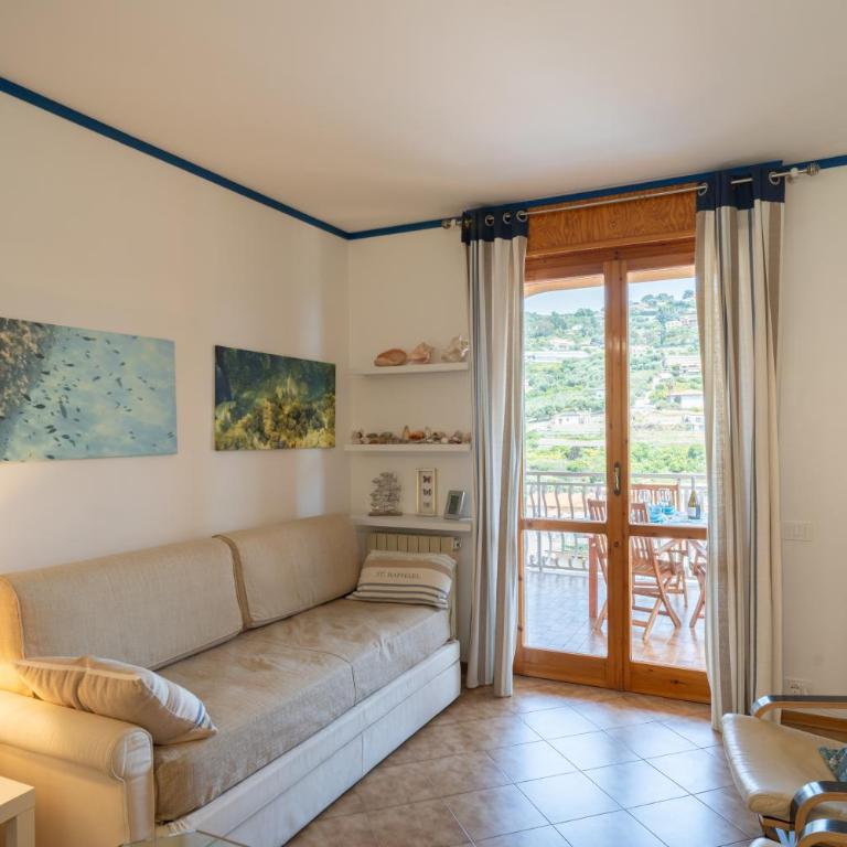 GuestHost - Bordighera Terrace APT with Parking & Shared Pool - Appartamento con 1 Camera da Letto e Terrazza - 11