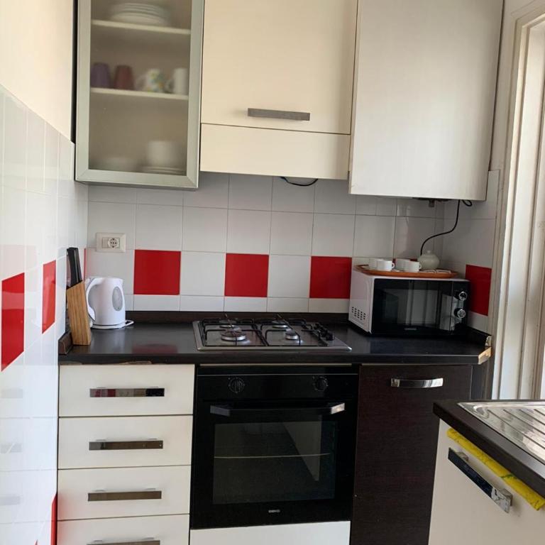 Three bedroom apartment with a view in Monti - Appartamento con 3 Camere da Letto - 5