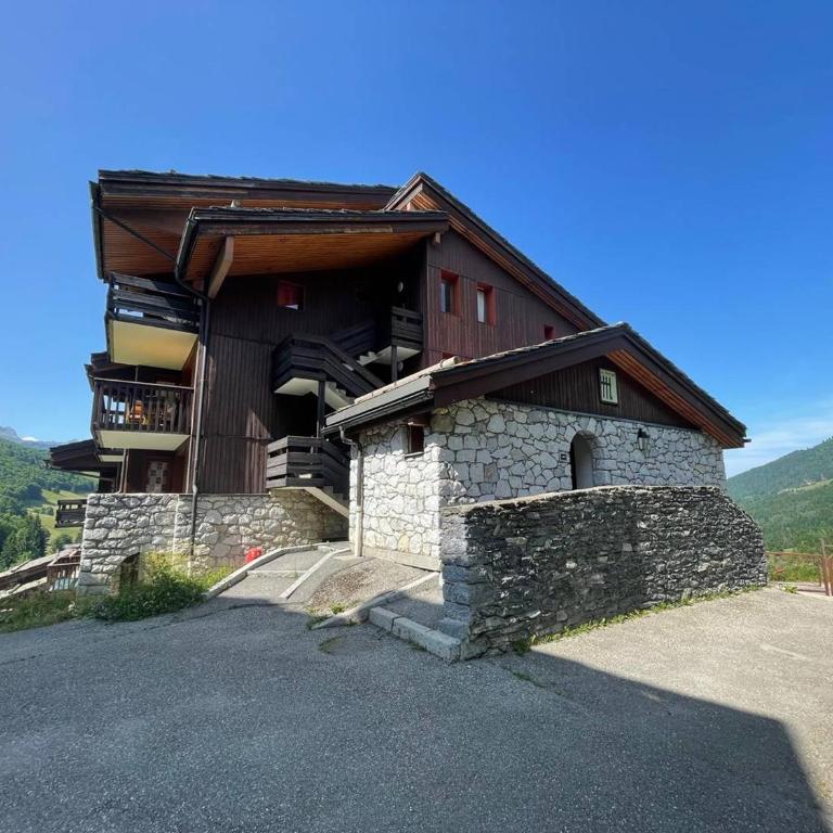 Duplex spacieux 3P à 20m des pistes, idéal famille, balcon, casier à skis - Appartement 1 Chambre - 9