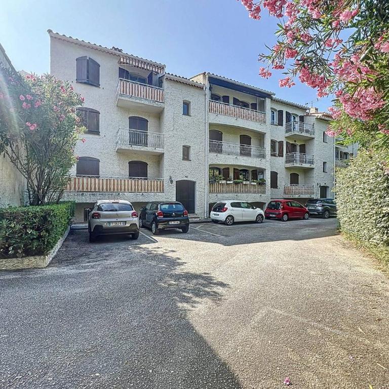 Appartement familial près de la plage avec parking - FR-1-770-54 - Appartement - 12