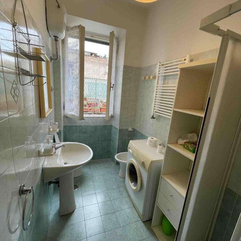 Three bedroom apartment with a view in Monti - Appartamento con 3 Camere da Letto - 38