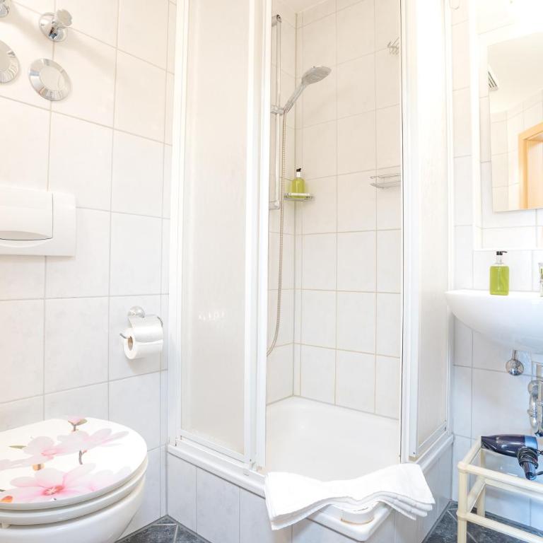VILLAWILLI - Gemütliche Ferienwohnungen - Apartment mit 1 Schlafzimmer mit zwei Balkonen - erste Etage (Nummer 4) - 22