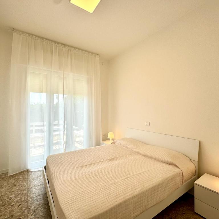Villa Fronte Mare - Carraro Immobiliare - Family Apartments - Appartamento con 2 Camere da Letto - 7