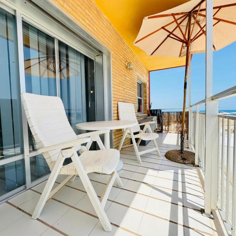 Beachfront apartment - La Mata - Two-Bedroom Apartment - 1