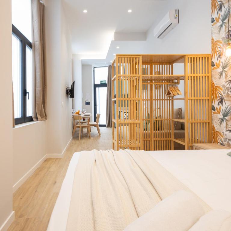 FLORIT FLATS - Arts & Port Suites - PET FRIENDLY - Studio with Sofa Bed - 14