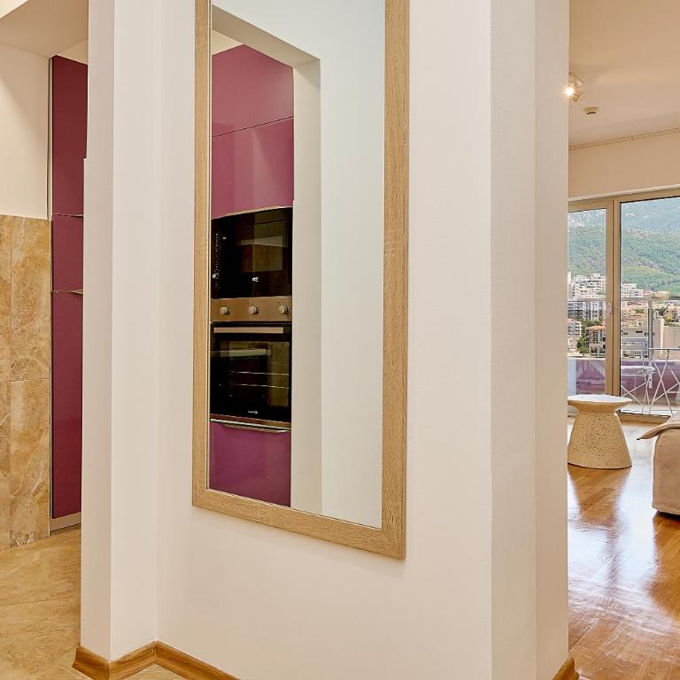 Vista Mare Apartments - One-Bedroom Apartment - 9