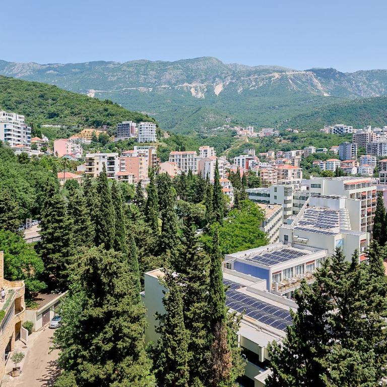 Vista Mare Apartments - One-Bedroom Apartment - 12