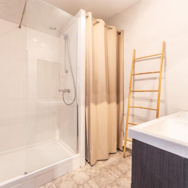 Exceptionnel appartement avec vue Place de la Comédie - Appartement 3 Chambres - 18