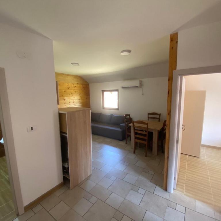 Salas Babic - Apartman sa 2 Spavaće Sobe - 6